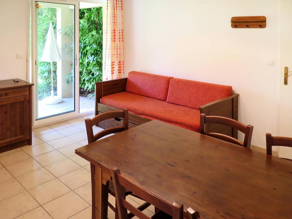 Hotel Terres De France - Domaine De Claire Rive Prayssac Exterior foto